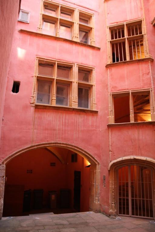 Vieux Lyon Cour Renaissance Apartment Exterior photo