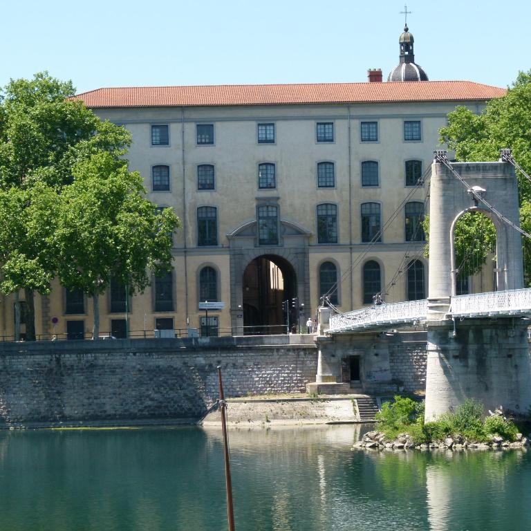 Vieux Lyon Cour Renaissance Apartment Exterior photo